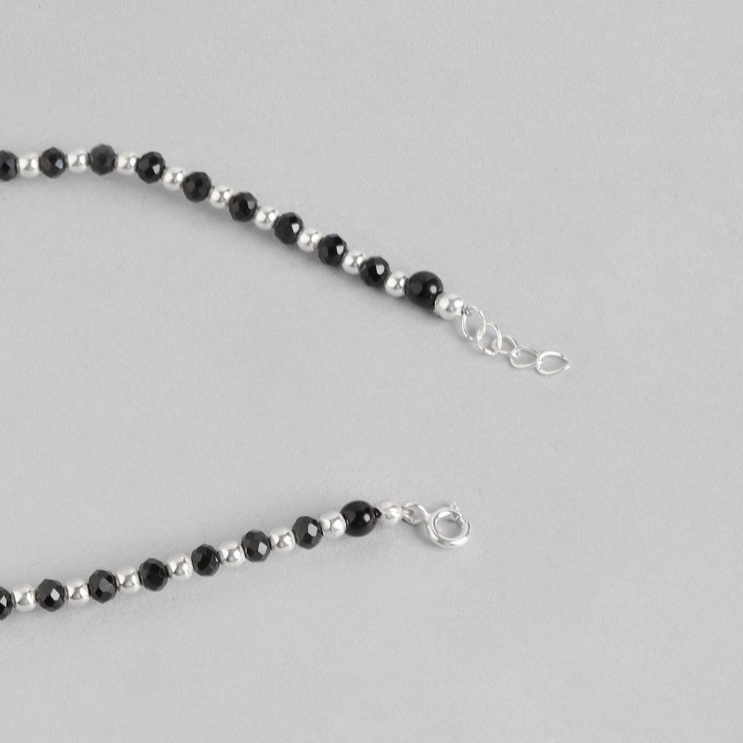 925 Sterling Silver anklet for women featuring black beads and a silver chain clasp. Everyday jewelry – Zavya