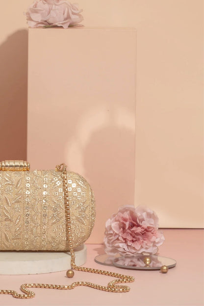 AMYRA - Mirai Embroidered Clutch - Gold