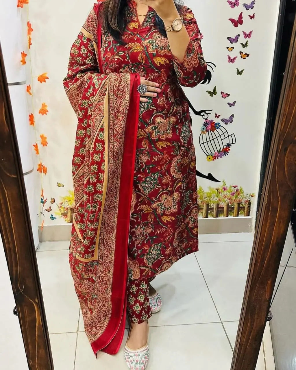Ethenika Beautifull Digital Floral Print Kurti Pant Dupatta Set - Premium  from Ethenika.com - Just INR 1990! Shop now at Ethenika.com 