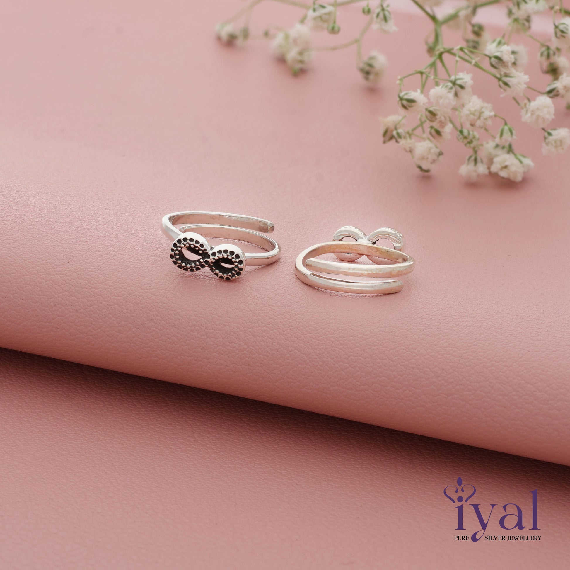 Infinity oxidized adjustable Silver Toering