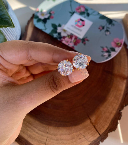 7 Carat Round Solitaire Earrings In Screwback - Attrangi