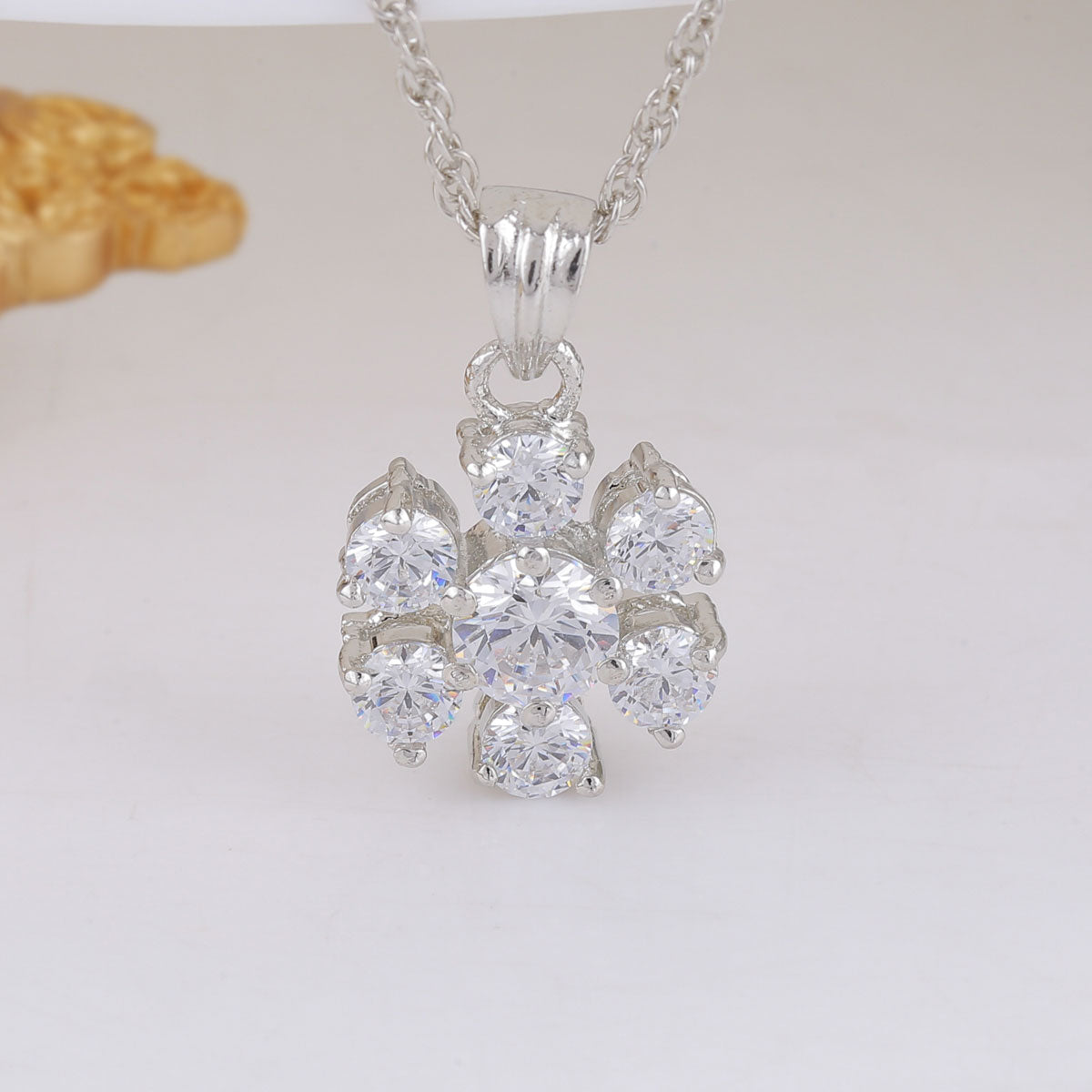Florica Pendant Set