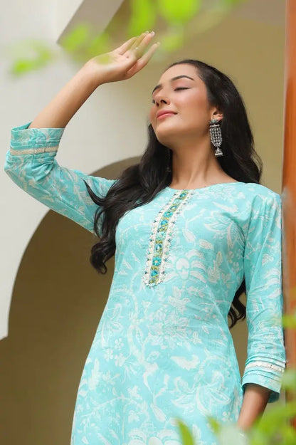 Women Sea Green Floral Printed Kurta
