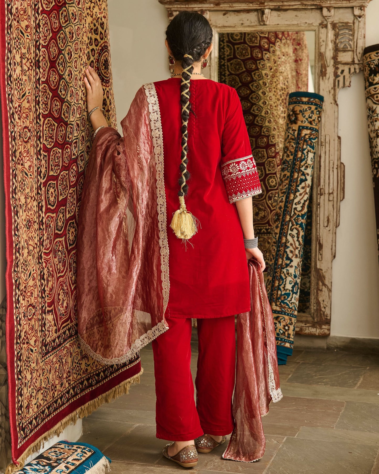 Dariki Red Embroidered Velvet Suit Set