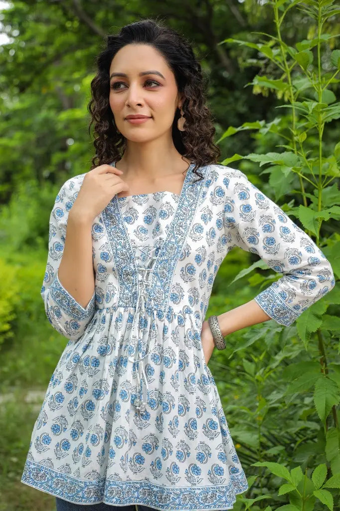 Women Cream Floral Printed Pure Cotton A-Line Top