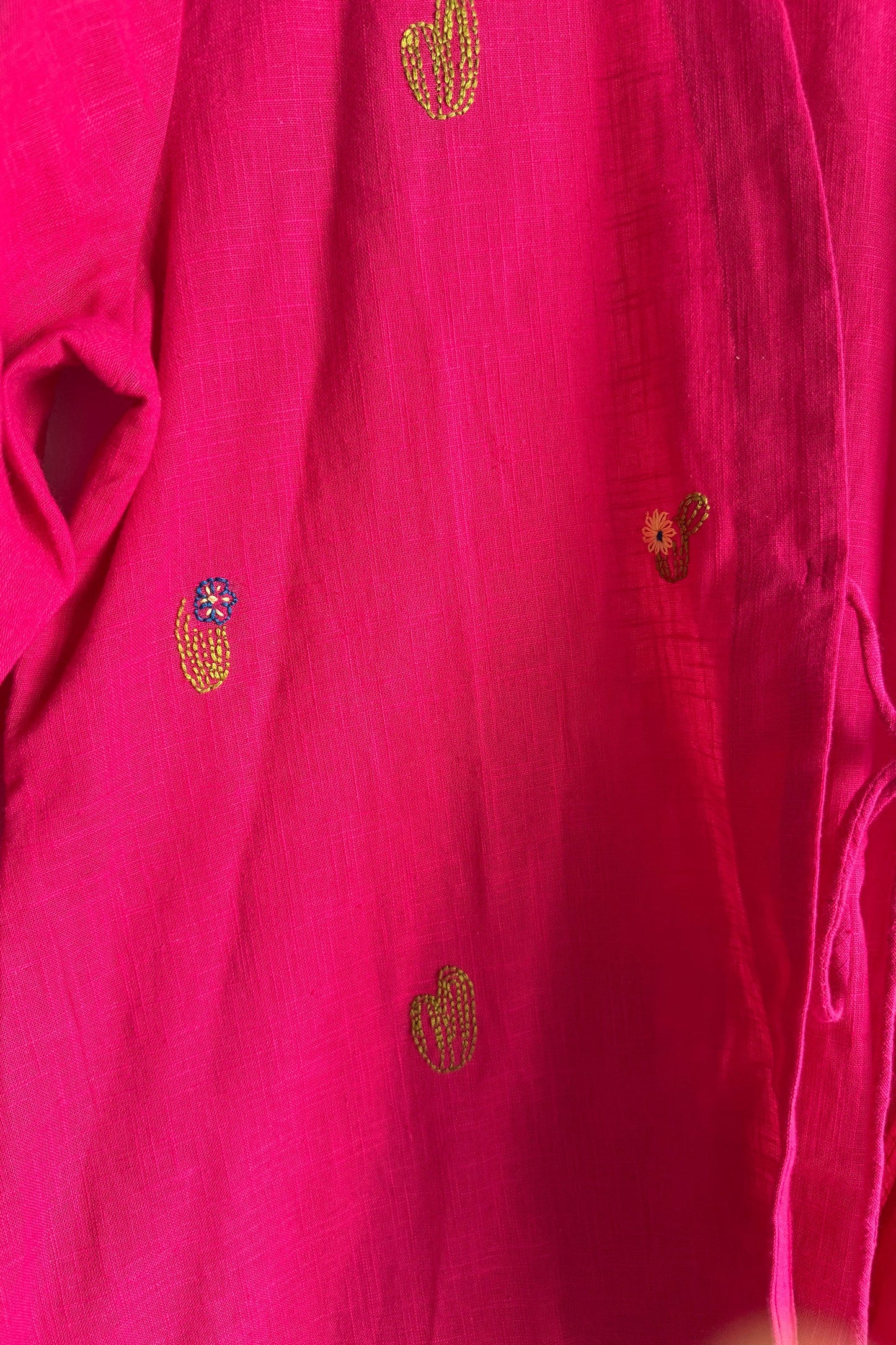 Gulaabo Cactus Shrug