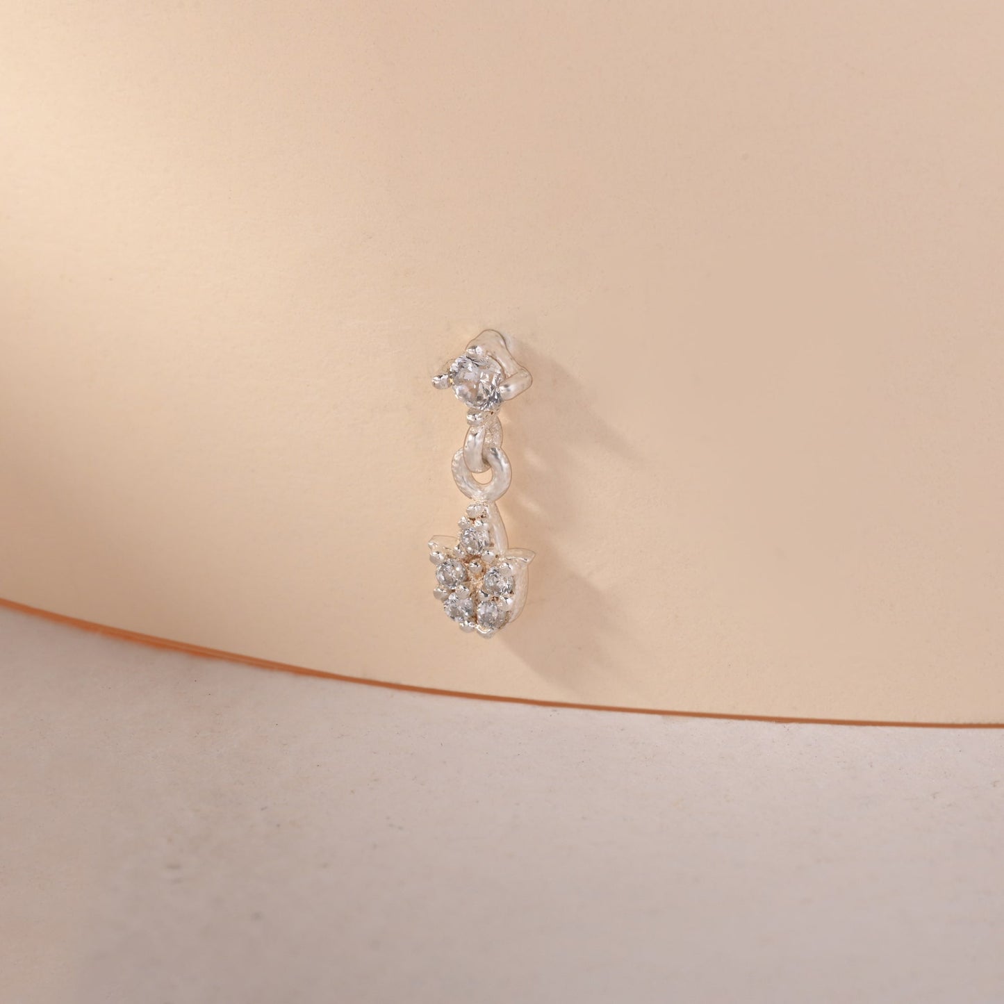 Drop Stone Nose pin