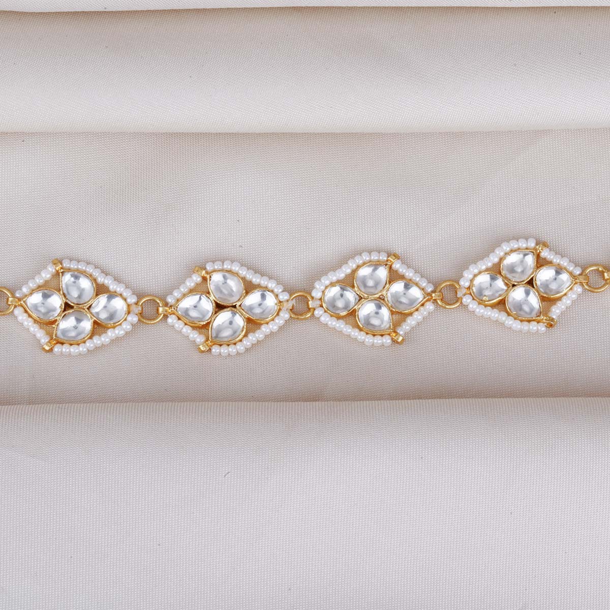 Wondrous Kundan Bracelet