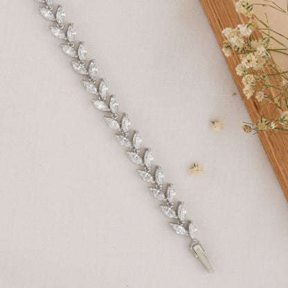 Leafy Shine Bracelet