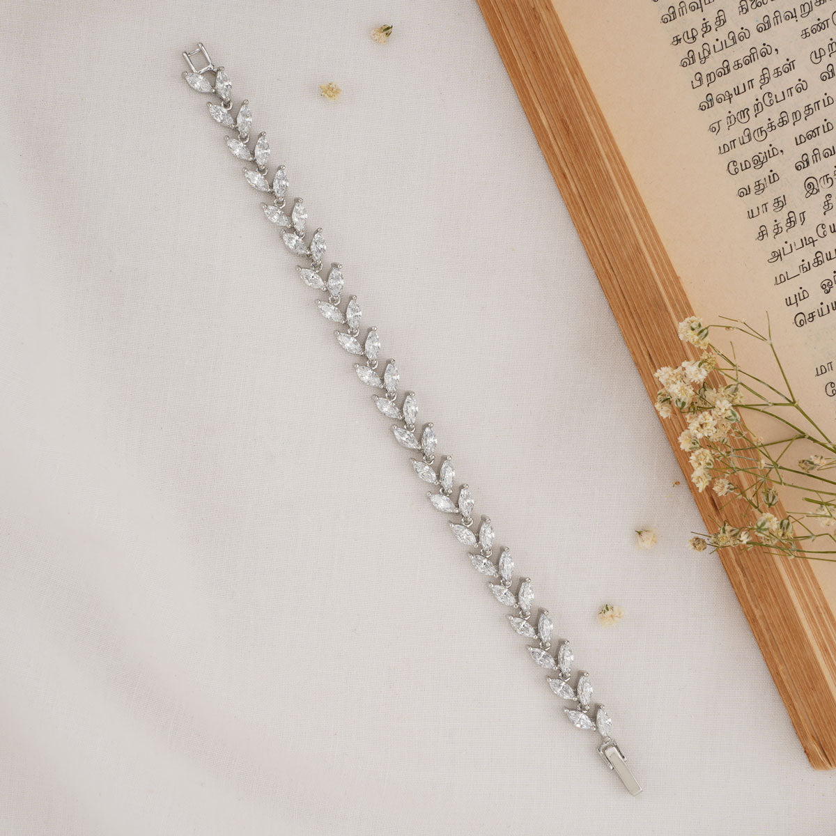 Leafy Shine Bracelet