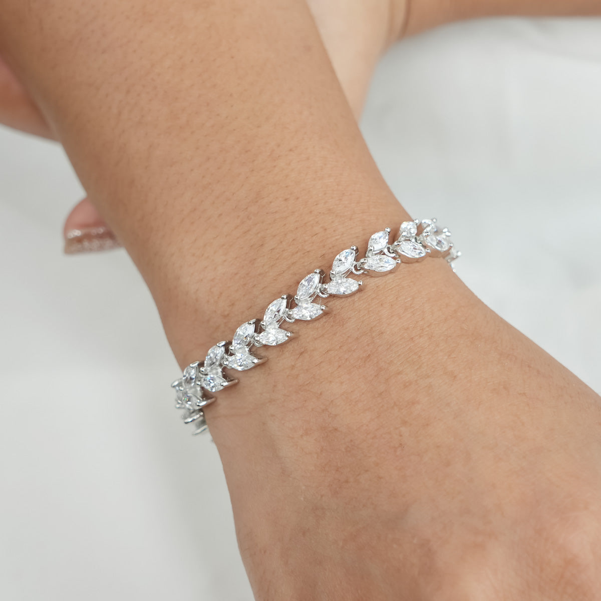 Leafy Shine Bracelet