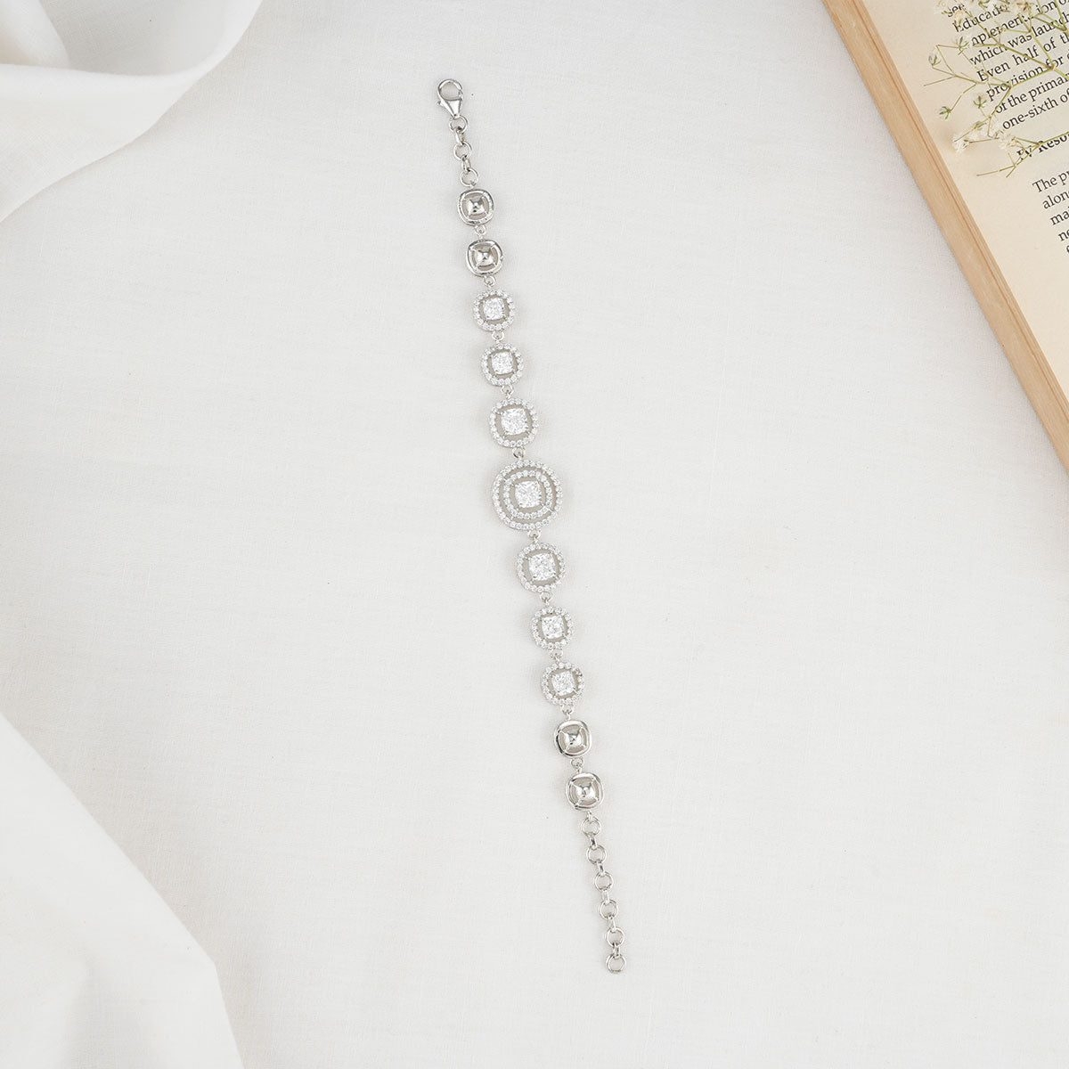 Bernia Chain Bracelet