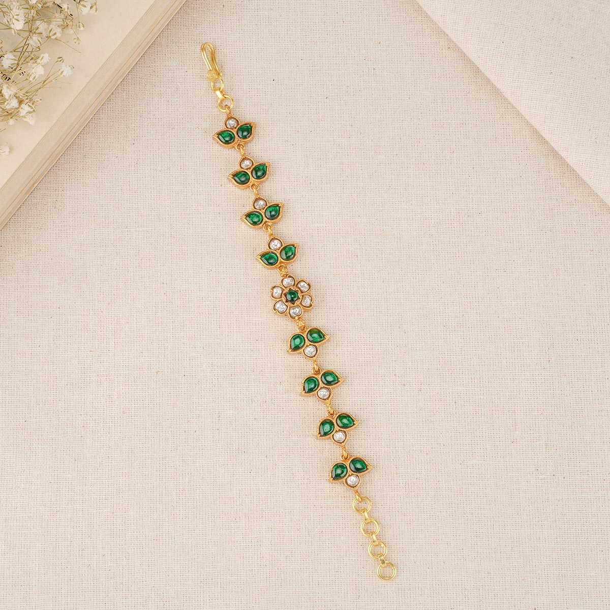 Sananya Kundan Bracelet