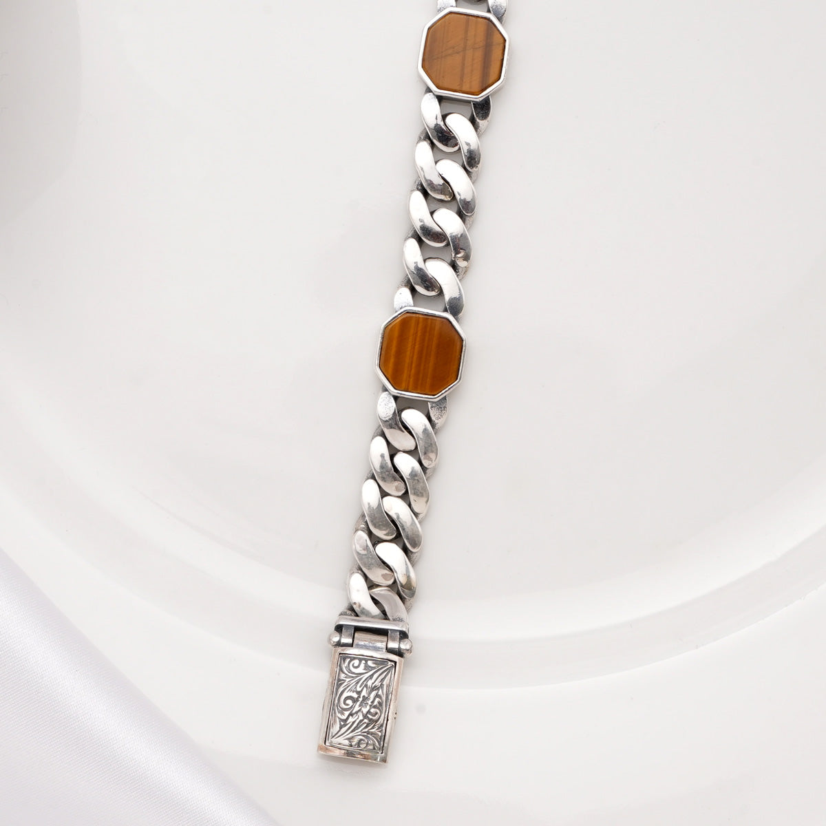 Dhakshan Men's Bracelet