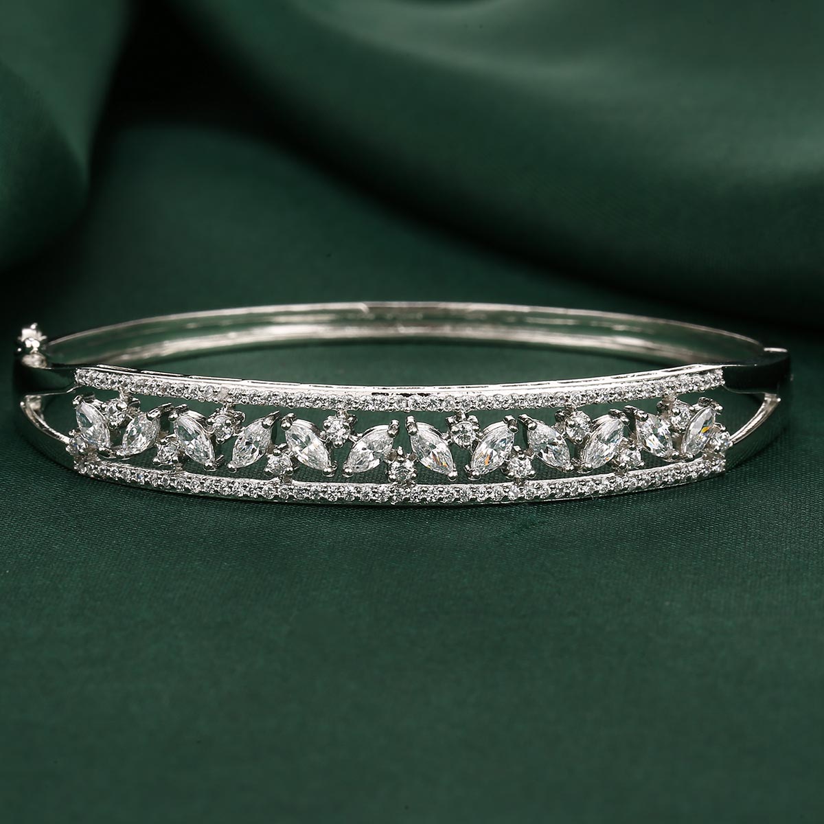 Evelyn Bracelet