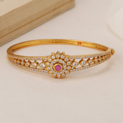 Ravithra Stone Bracelet