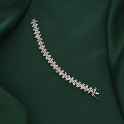 Ishitha Chain Type Bracelet