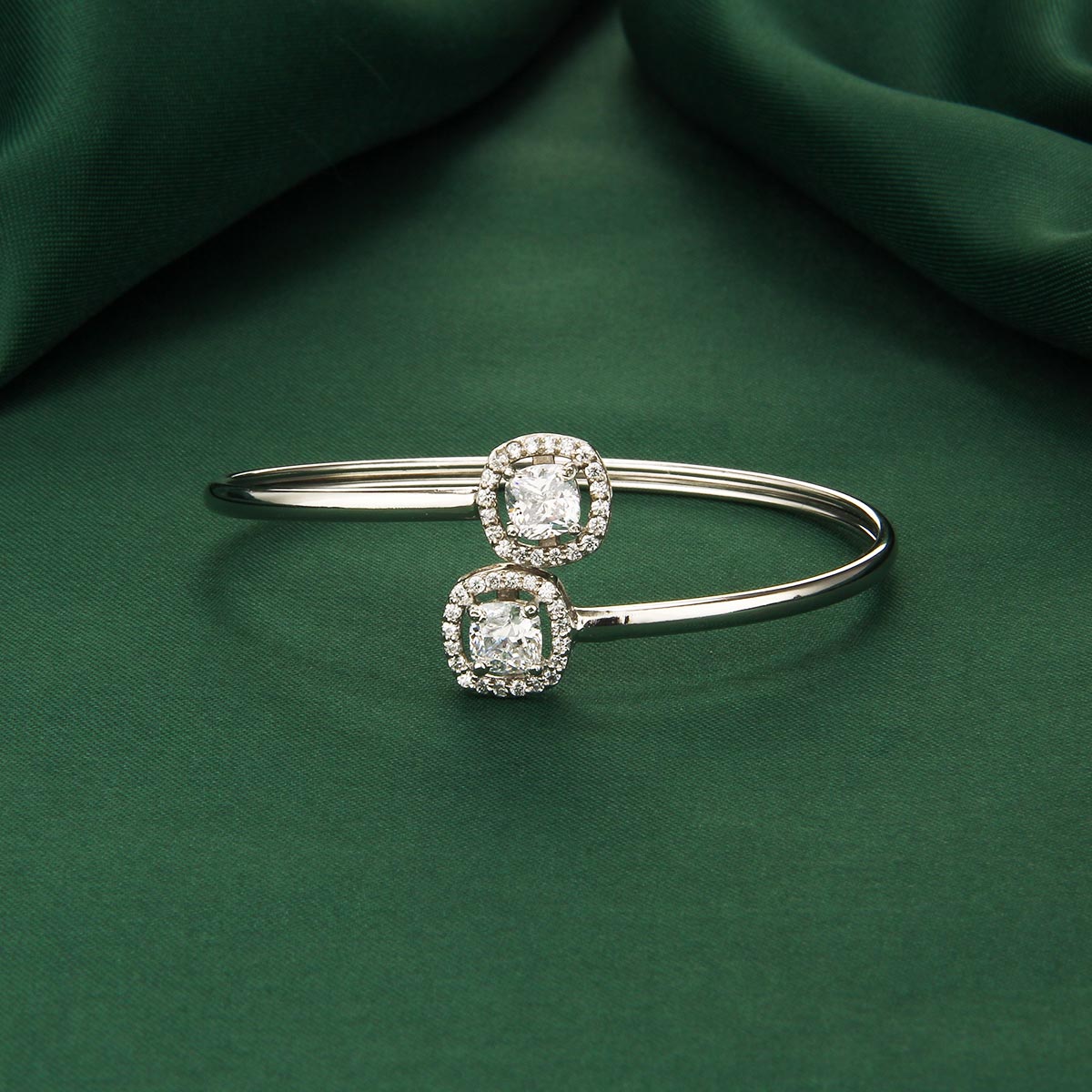 Dharthika Bracelet