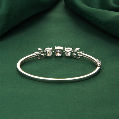 Wavering Bracelet