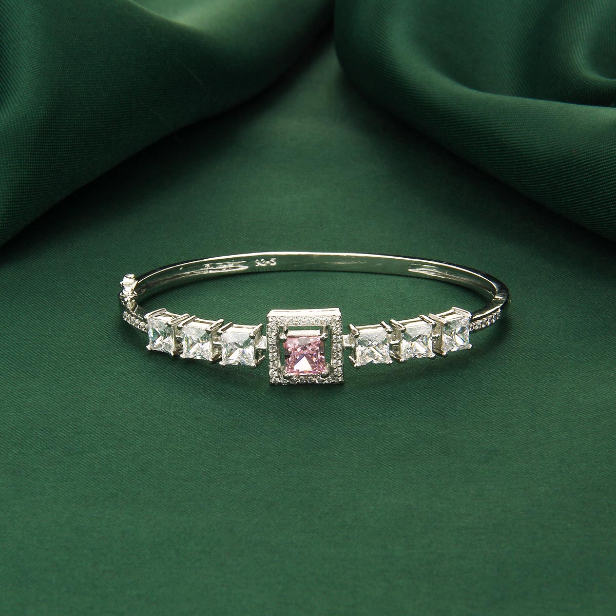Krasivo Bracelet