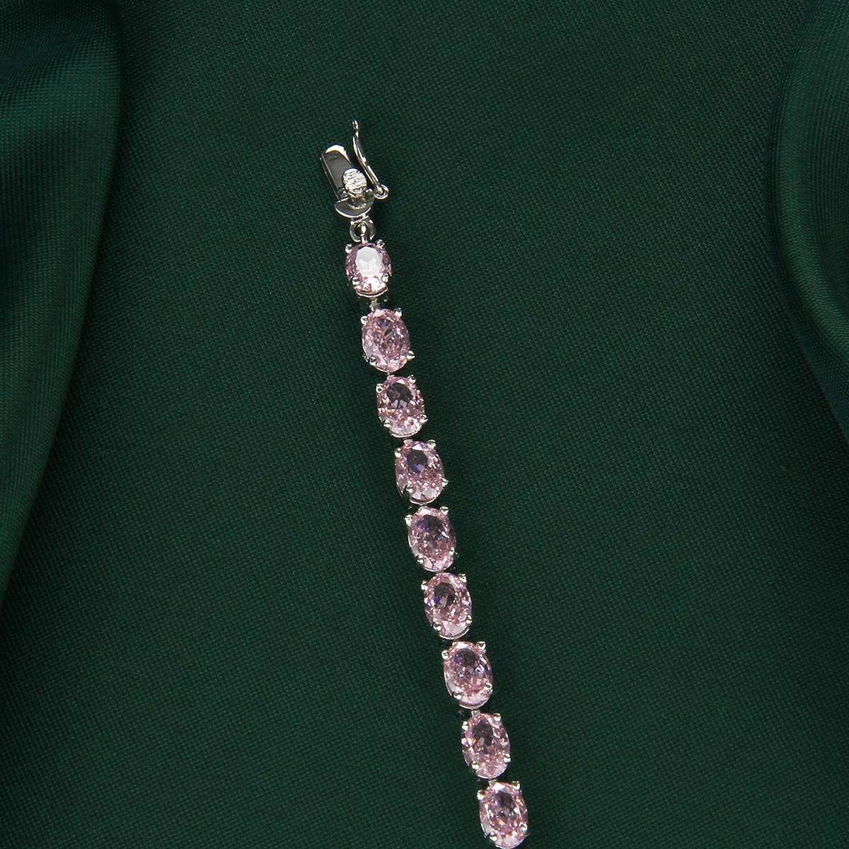 Classic Chain Type Bracelet