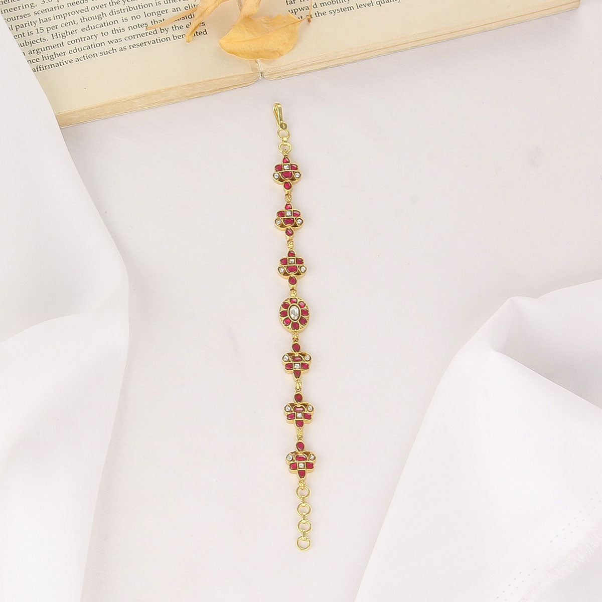 Dhrusha Kundan Bracelet