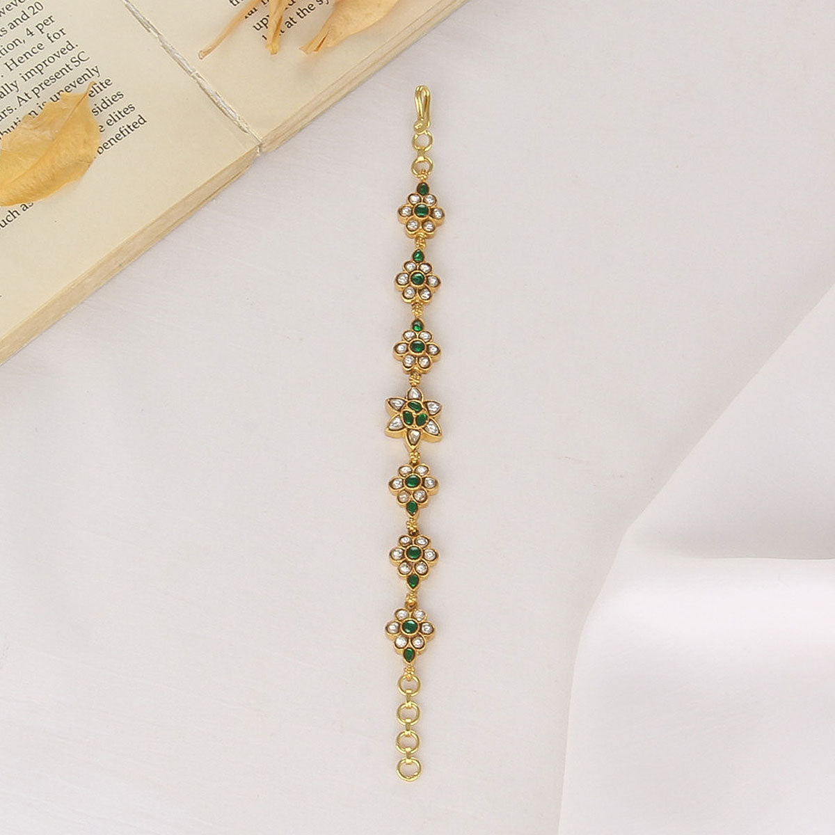 Preya Kundan Bracelet