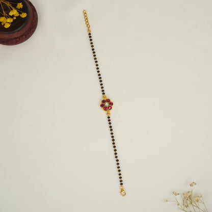 Parmamritaa Kundan Bracelet