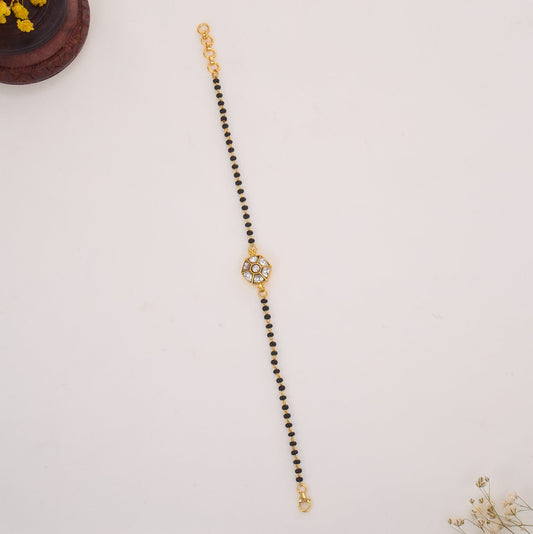 Shankaratmaja Kundan Bracelet