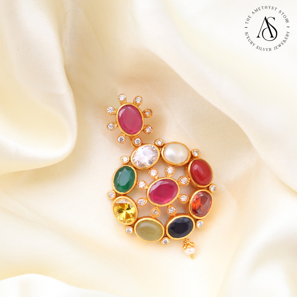 Engaging Navarathna Pendant
