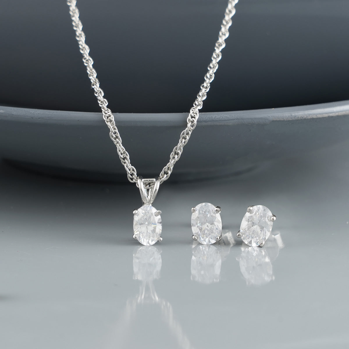 Somina Pendant Set