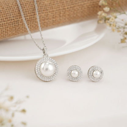 Calista Pendant Set