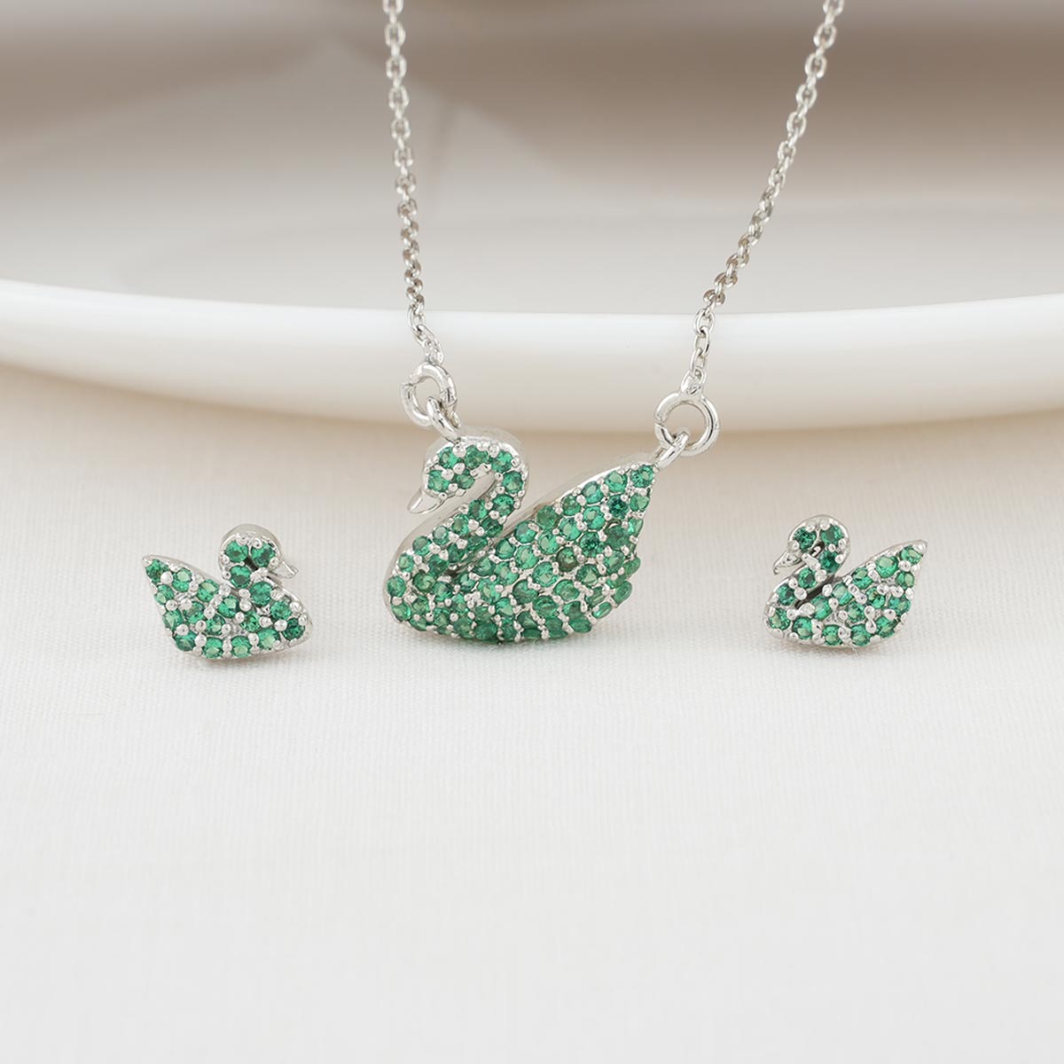 Green Swan Pendant Set