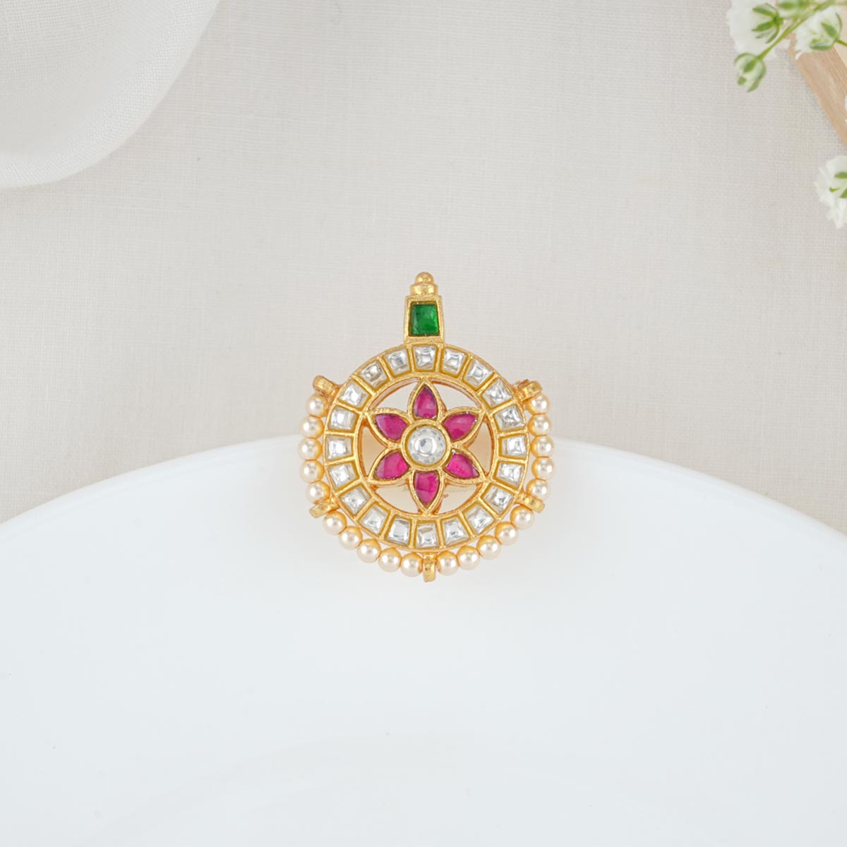 Yasima Kundan Pendant