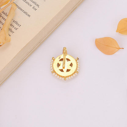 Zohra Kundan Pendant