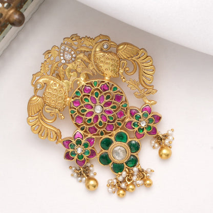 Elegant Kundan Pendant