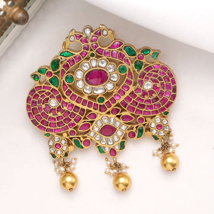 Gorgeous Look Kundan Pendant
