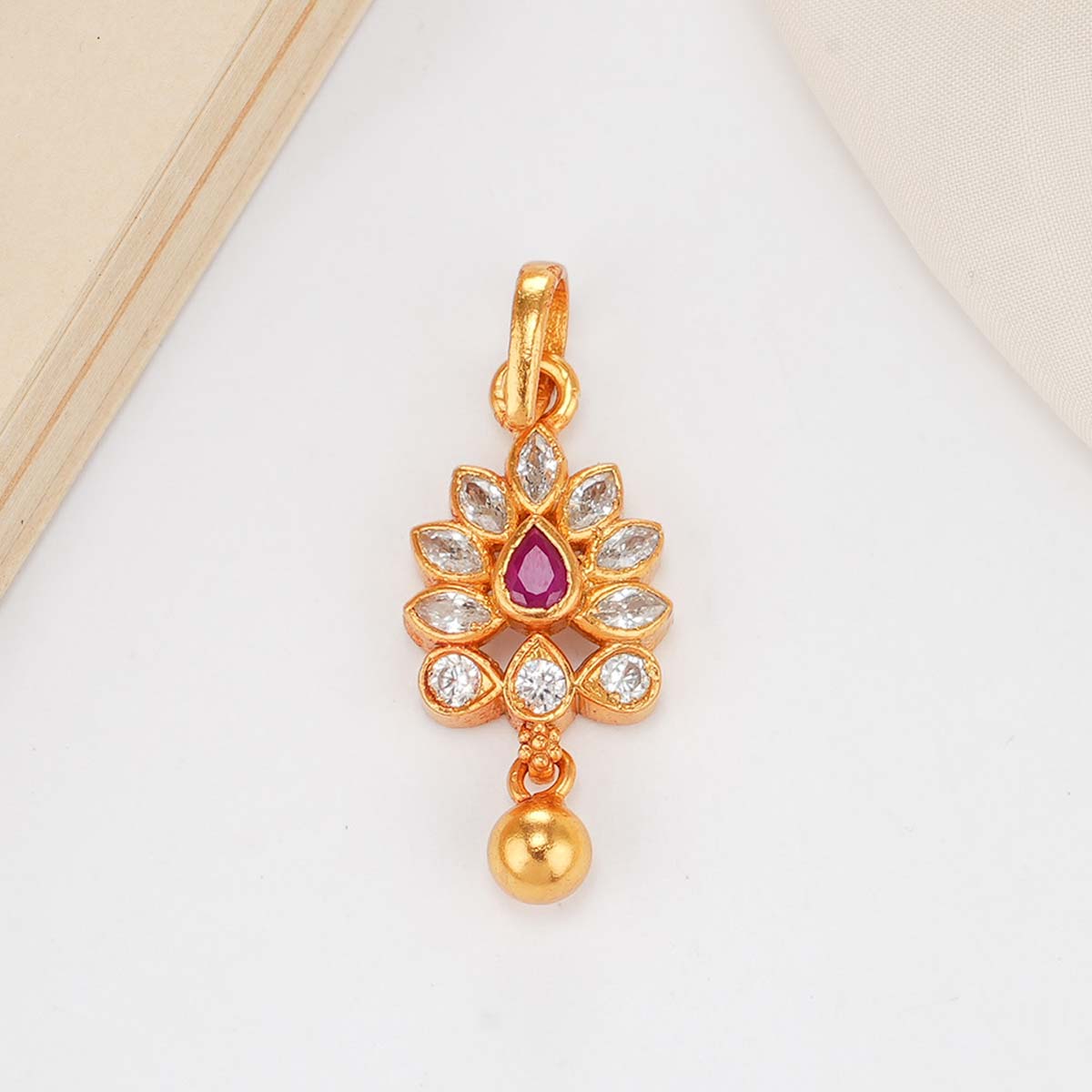 Leaf Design Stone Pendant