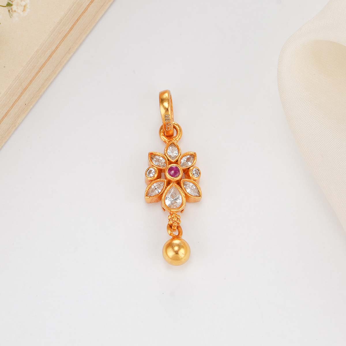 Vinitha Stone Pendant