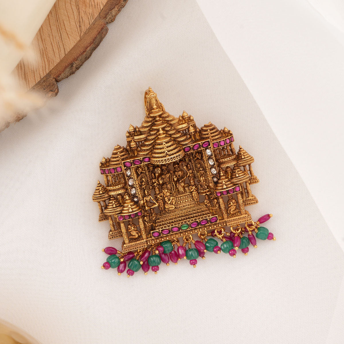 Appealing Nagas Pendant