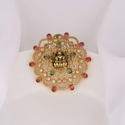 Grand Look Nagas Pendant