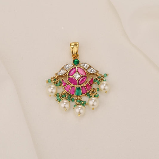 Yashilini Kundan Pendant
