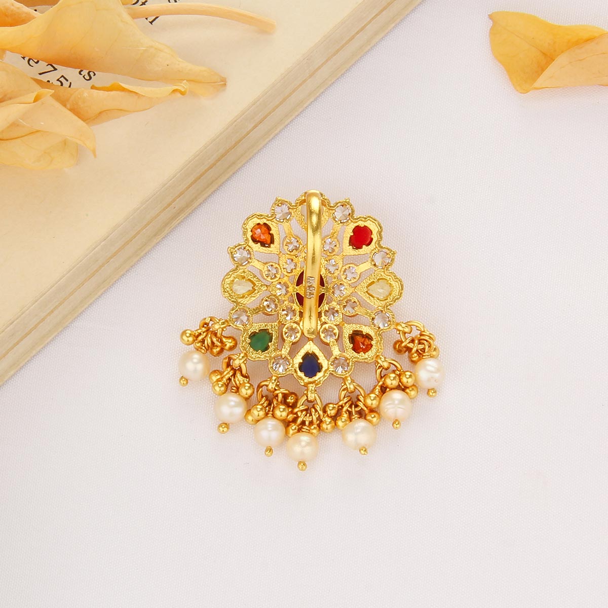 Shinning Stone Pendant