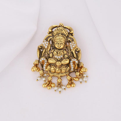 Chic Glow Nagas Pendant