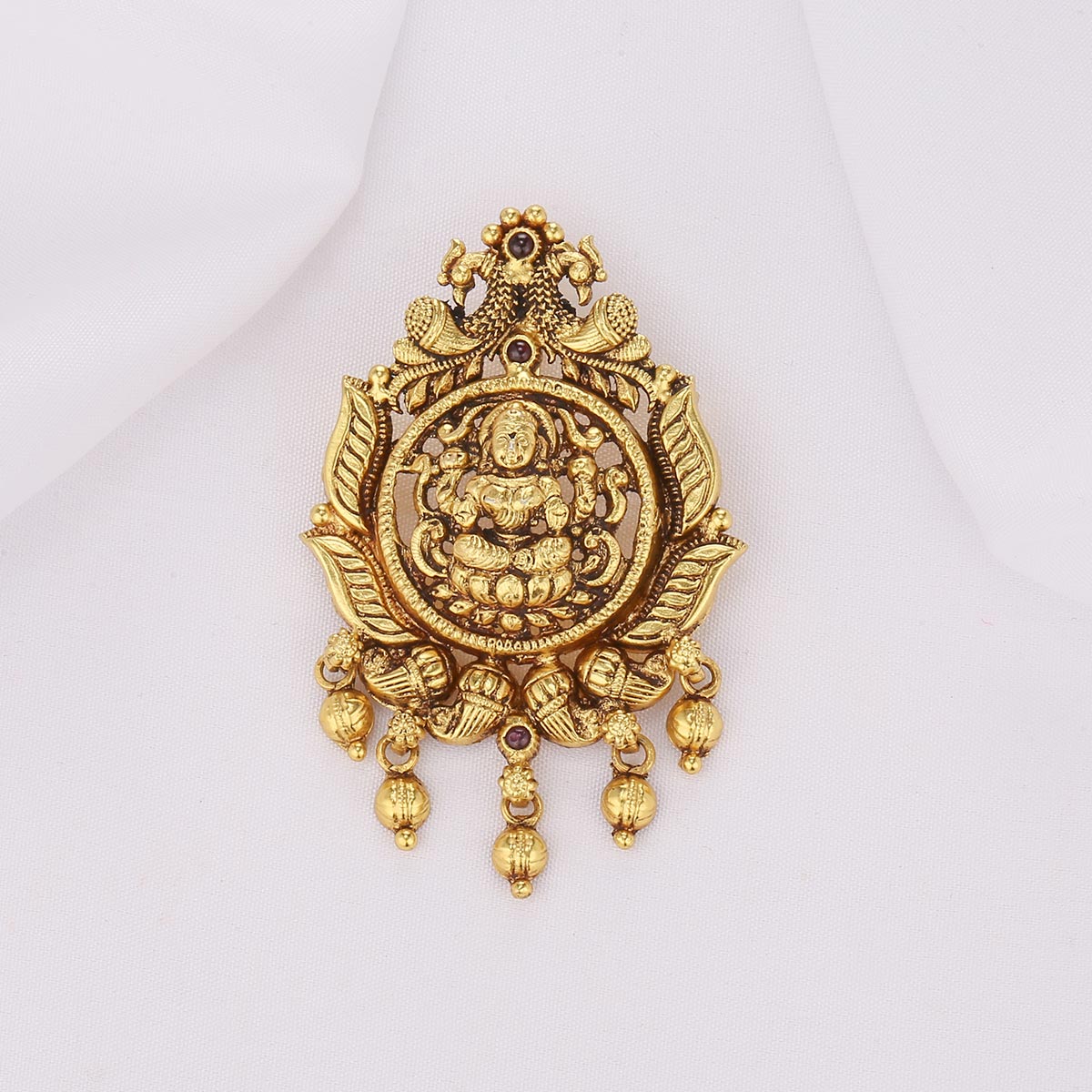 Elegant Nagas Pendant