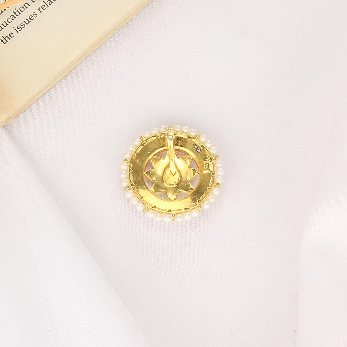 Rysa Kundan Pendant
