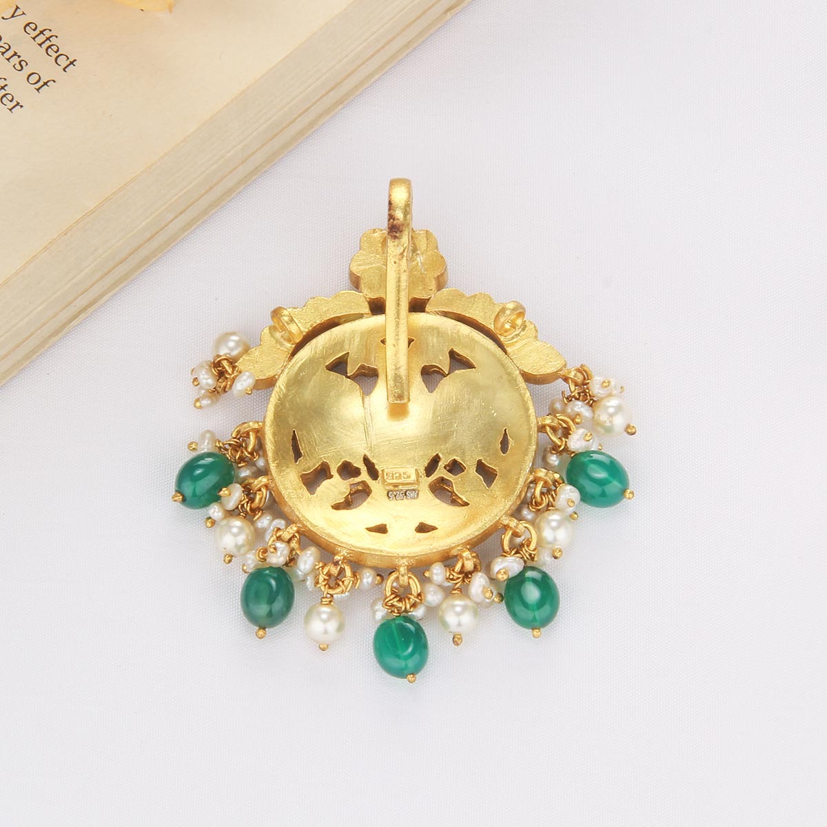 Suvitha Kundan Pendant