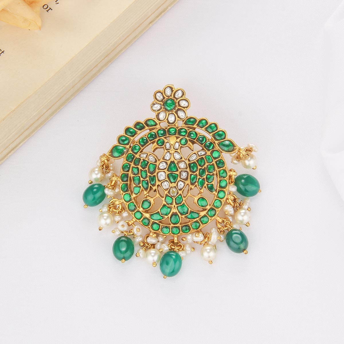 Suvitha Kundan Pendant