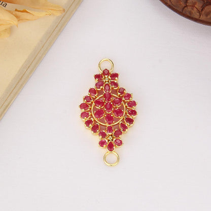 Mevrina Mugappu Pendant
