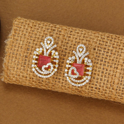 Hritha Avikam Pendant Set